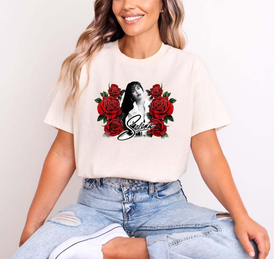 Selena red flowers