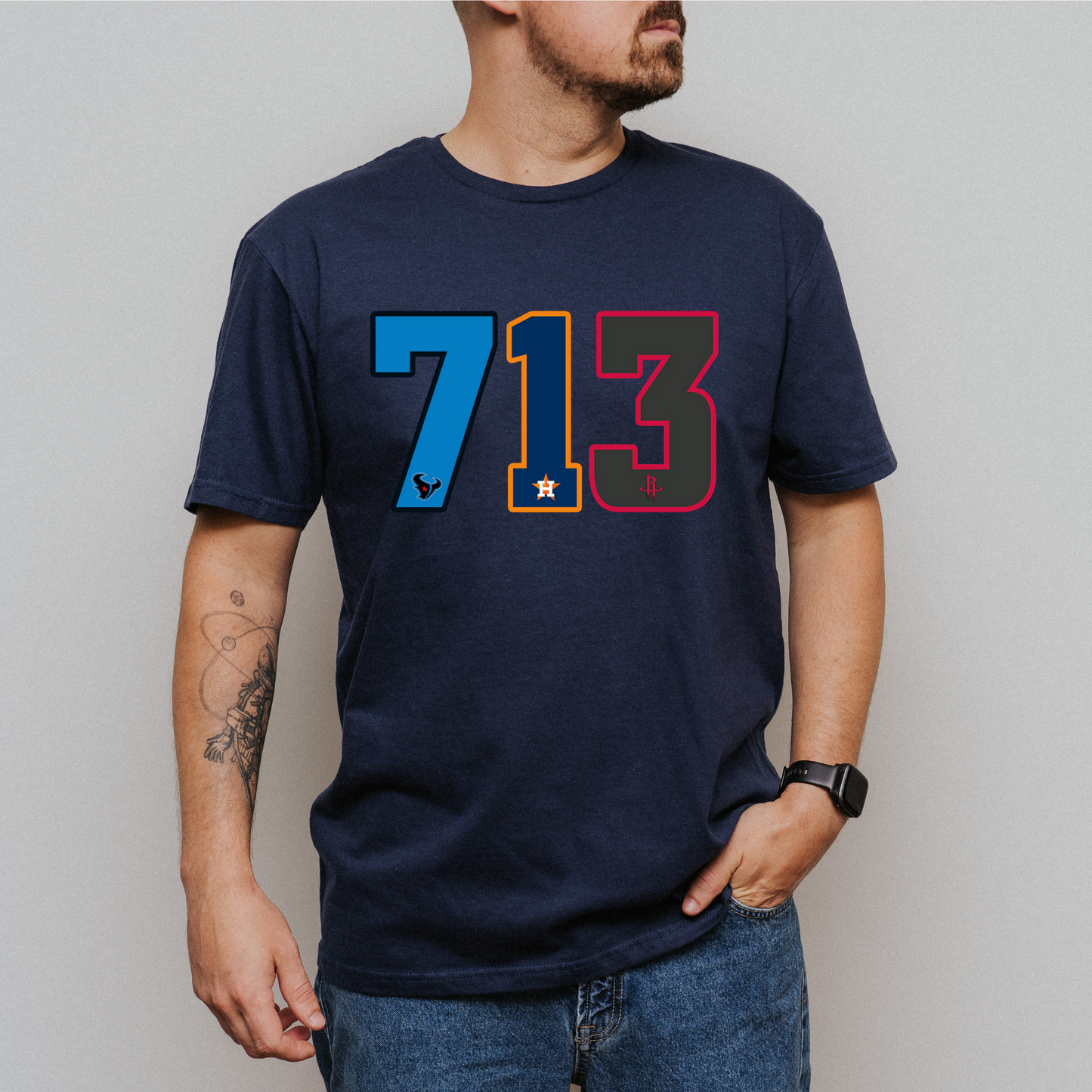 713